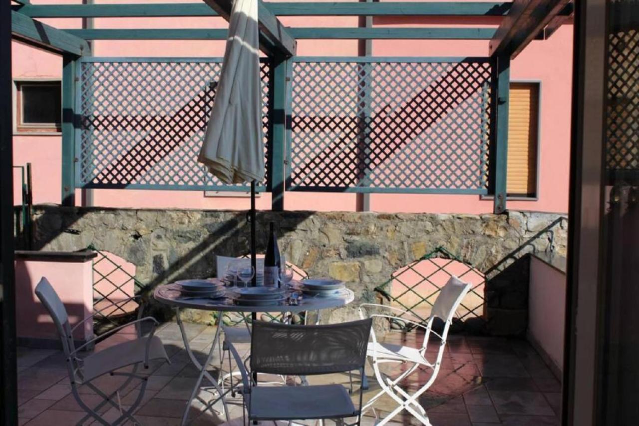 Wind Rose House - By The Beach With Ac & Private Parking Apartment Monterosso al Mare Exterior photo